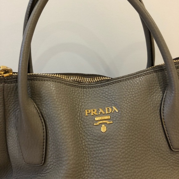 Prada bag - Picture 5 of 8